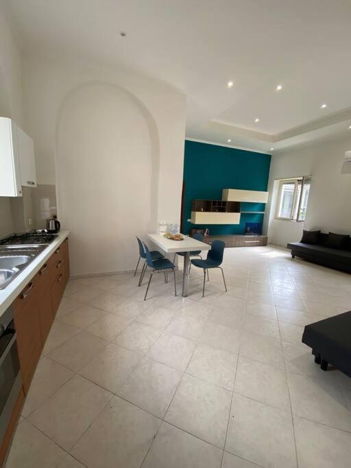 Holiday House Duomo 202 ナポリ エクステリア 写真